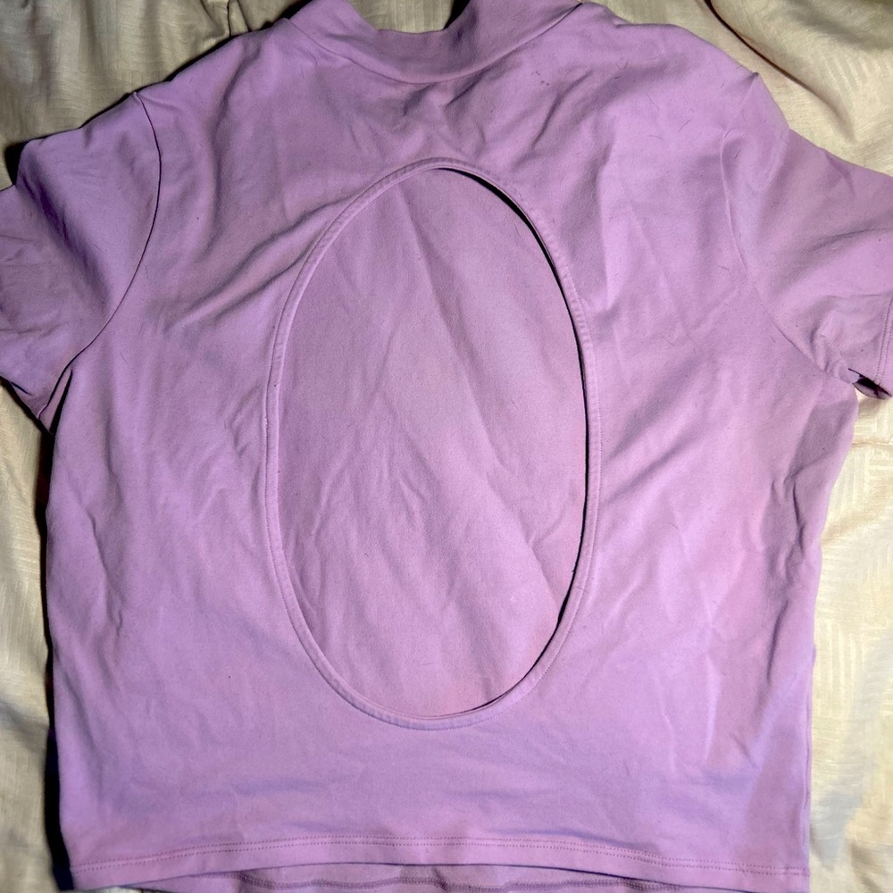 Alo Yoga Crop Top.